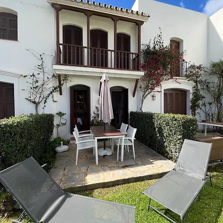 Villa - Playa - Con Acceso Directo A La Piscina Ev14